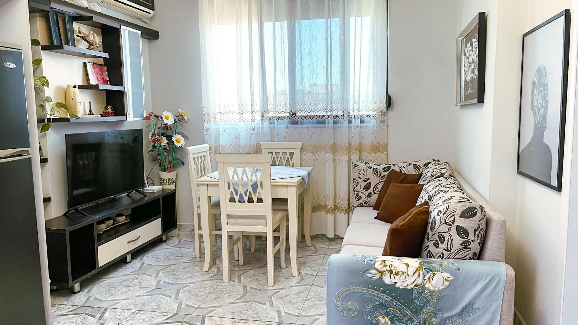 Apartment Near The Beach Durres