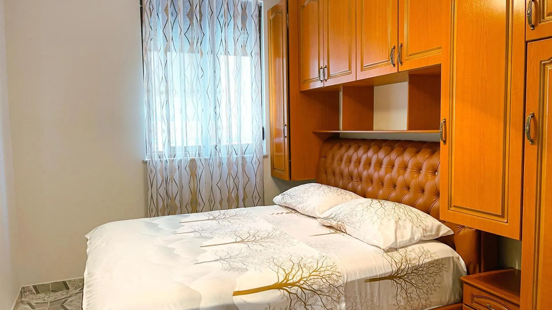 Apartment Near The Beach Durrës 0*,